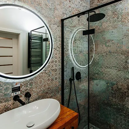 Maya's Flats & 29 - Bastion Walowa, Gdans Апартаменты *