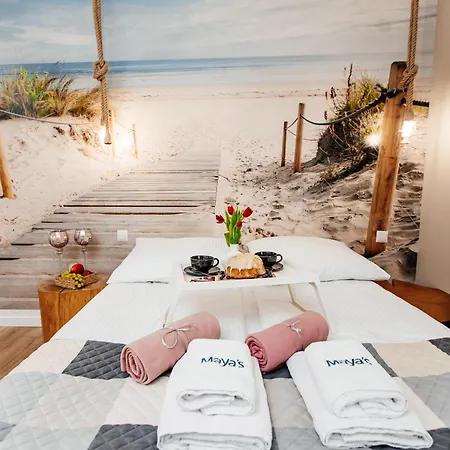 Maya's Flats & 29 - Bastion Walowa, Gdans Апартаменты