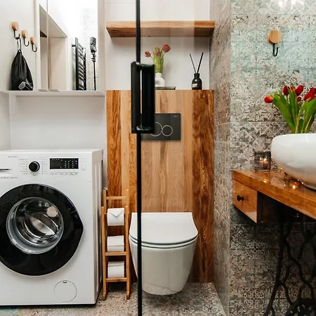 Maya's Flats & 29 - Bastion Walowa, Gdans