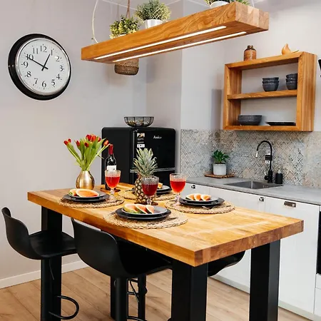 Maya's Flats & 29 - Bastion Walowa, Gdans *