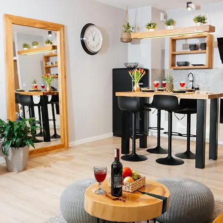 Maya's Flats & 29 - Bastion Walowa, Gdans Апартаменты Гданьск