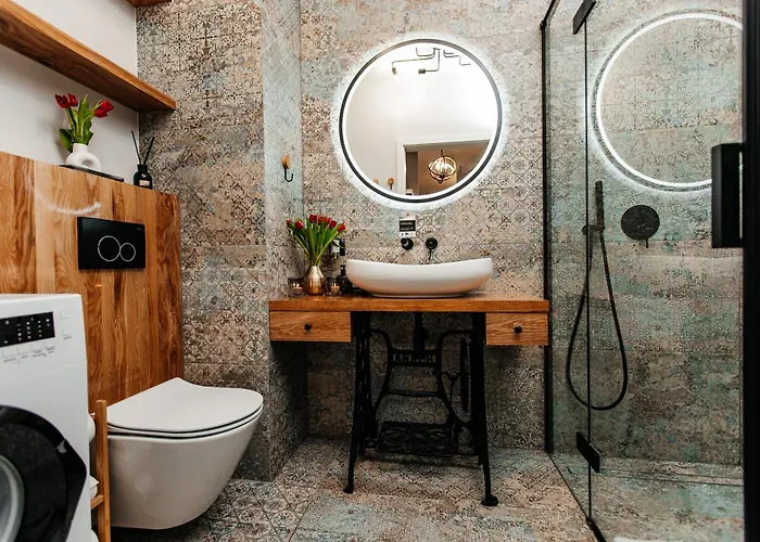 Maya's Flats & 29 - Bastion Walowa, Gdans *