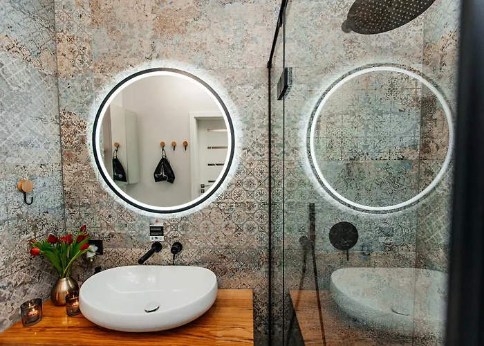 Maya's Flats & 29 - Bastion Walowa, Gdans גדנסק