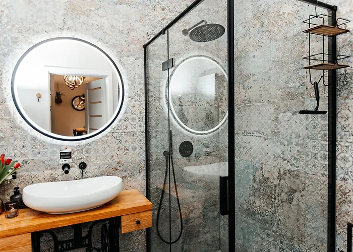 Maya's Flats & 29 - Bastion Walowa, Gdans *