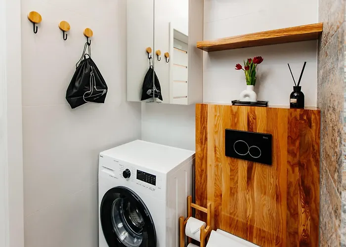 Maya's Flats & 29 - Bastion Walowa, Gdans