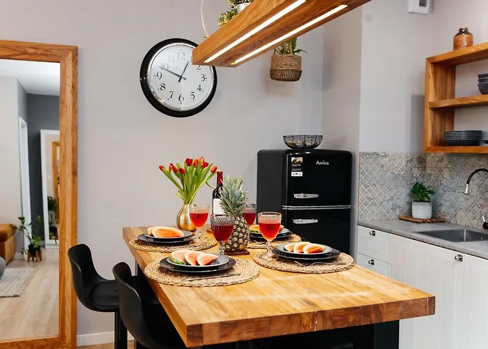 Maya's Flats & 29 - Bastion Walowa, Gdans *